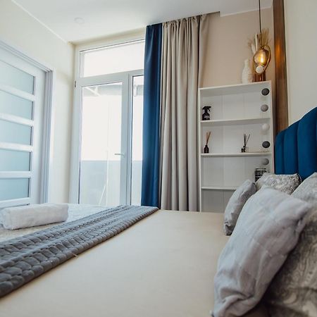 The Blue Perl 3 Apartment Batumi Exterior photo