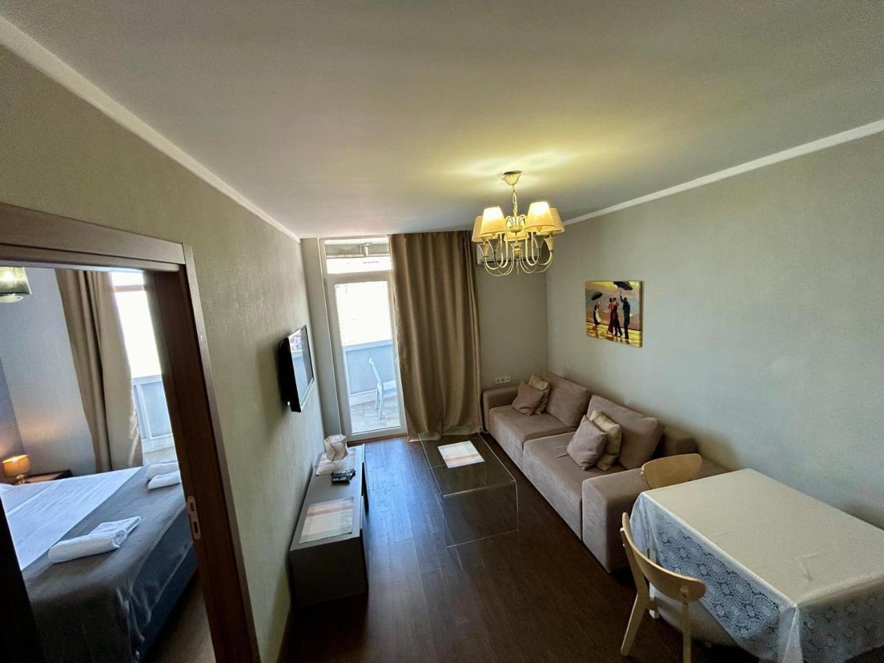 The Blue Perl 3 Apartment Batumi Exterior photo