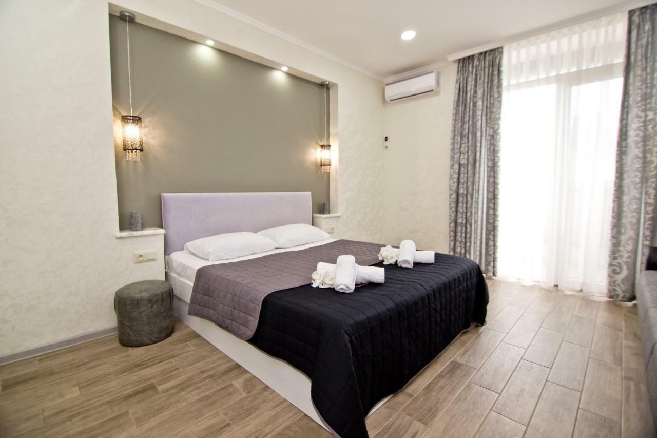 The Blue Perl 3 Apartment Batumi Exterior photo